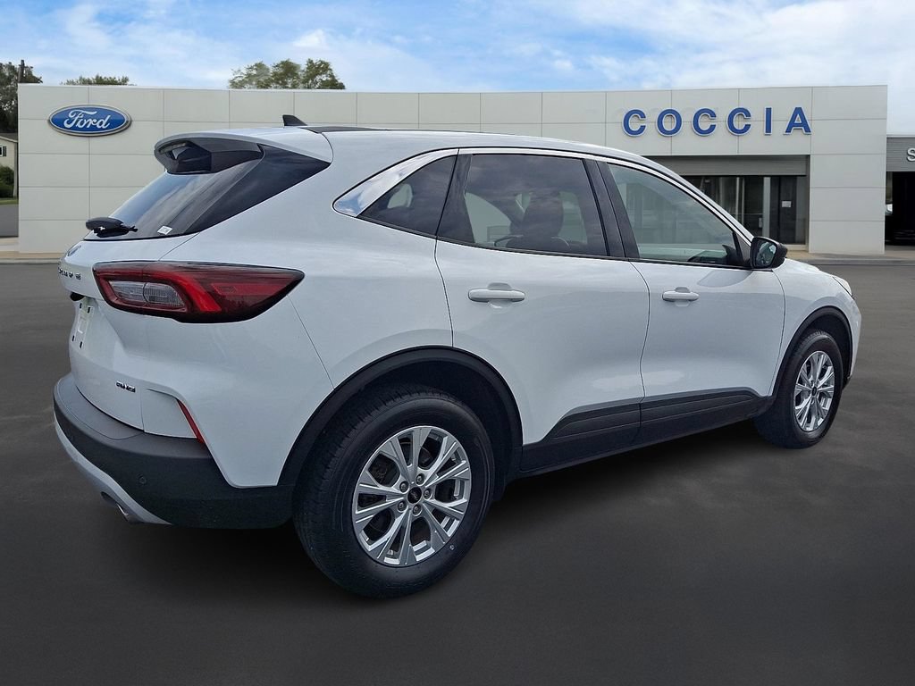 Certified 2023 Ford Escape Active w/ Tech Pack #1 AWD/4WD image 4