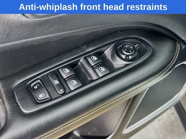 Used 2018 Jeep Compass Latitude w/ Cold Weather Group image 19