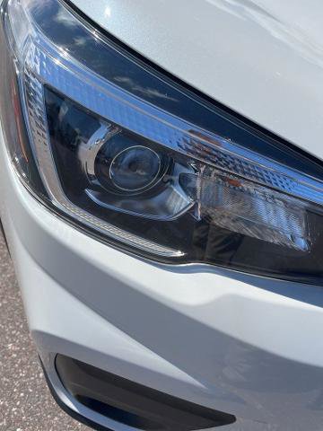 Used 2019 Subaru Forester Premium AWD/4WD image 3