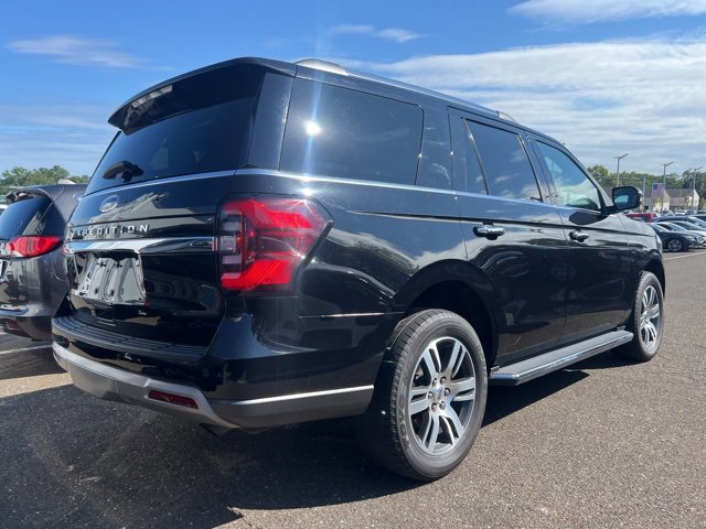 Certified 2023 Ford Expedition Limited image 2