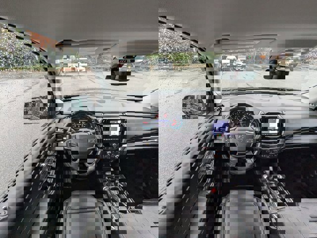 Used 2021 Chevrolet Traverse RS image 33