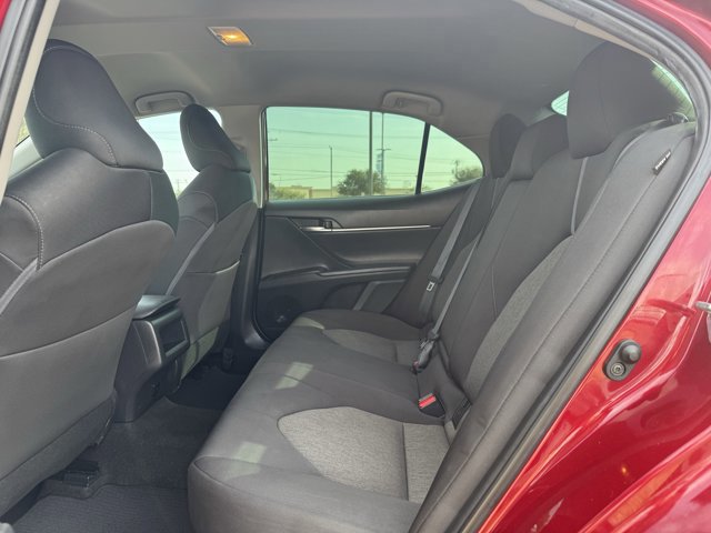 Used 2022 Toyota Camry LE image 25