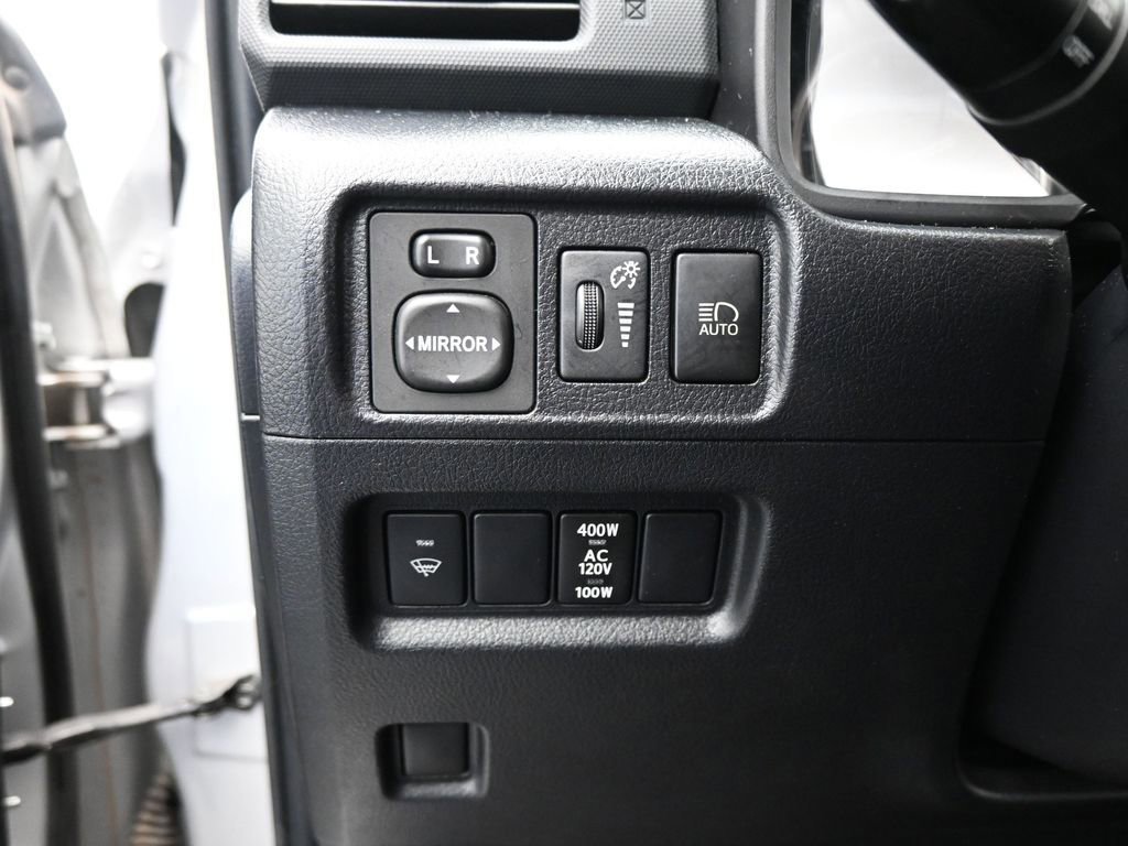 Used 2021 Toyota 4Runner TRD Off-Road image 39