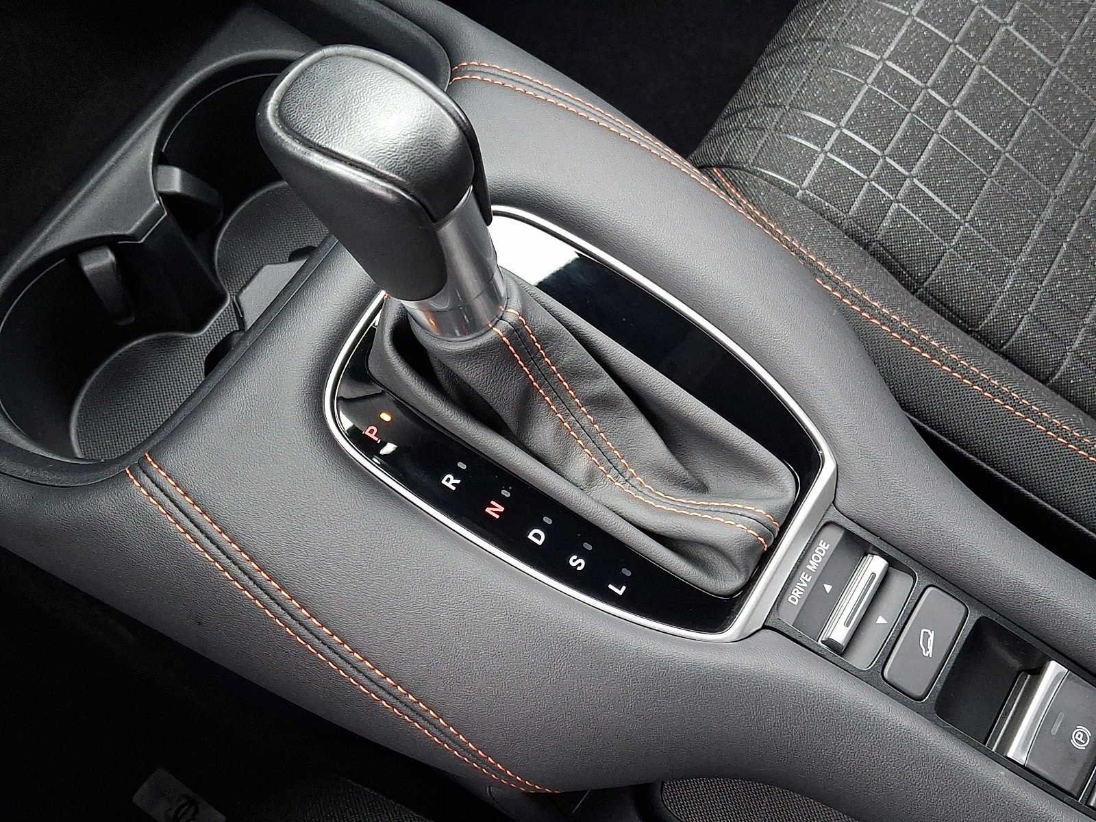 Used 2024 Honda HR-V Sport image 14