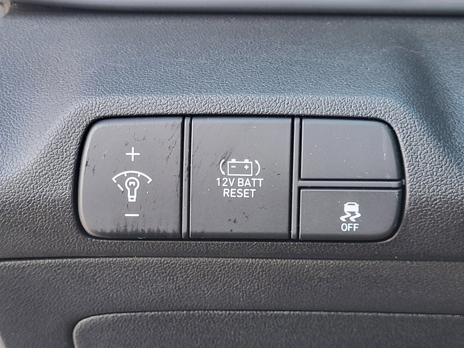 Used 2026 Hyundai Elantra Blue image 23