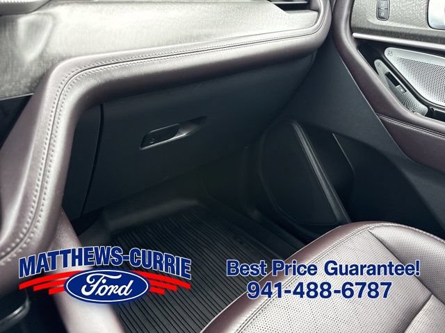 Certified 2025 Ford Explorer Platinum RWD image 25