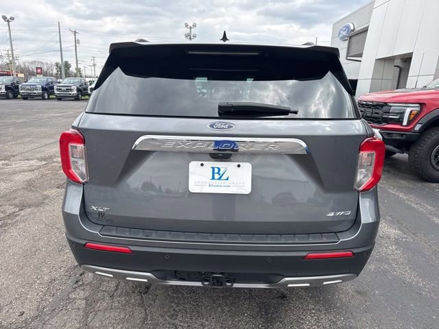 Certified 2024 Ford Explorer XLT w/ Equipment Group 202A AWD/4WD image 4