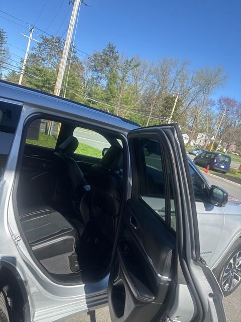 Used 2023 Jeep Grand Cherokee Overland AWD/4WD image 20