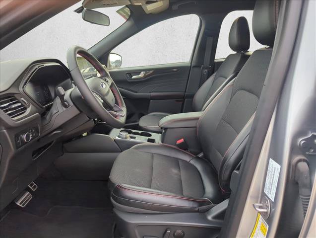Certified 2024 Ford Escape ST-Line w/ Tech Pack #1 FWD image 11