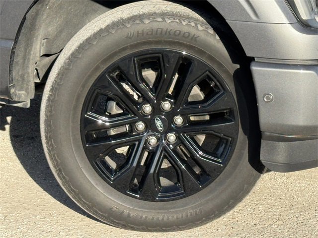 Certified 2022 Ford F150 Platinum w/ Equipment Group 701A High image 35