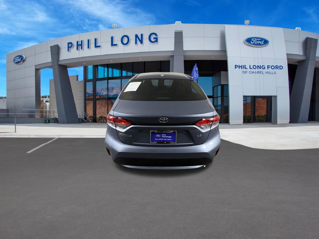 Used 2022 Toyota Corolla LE FWD image 4