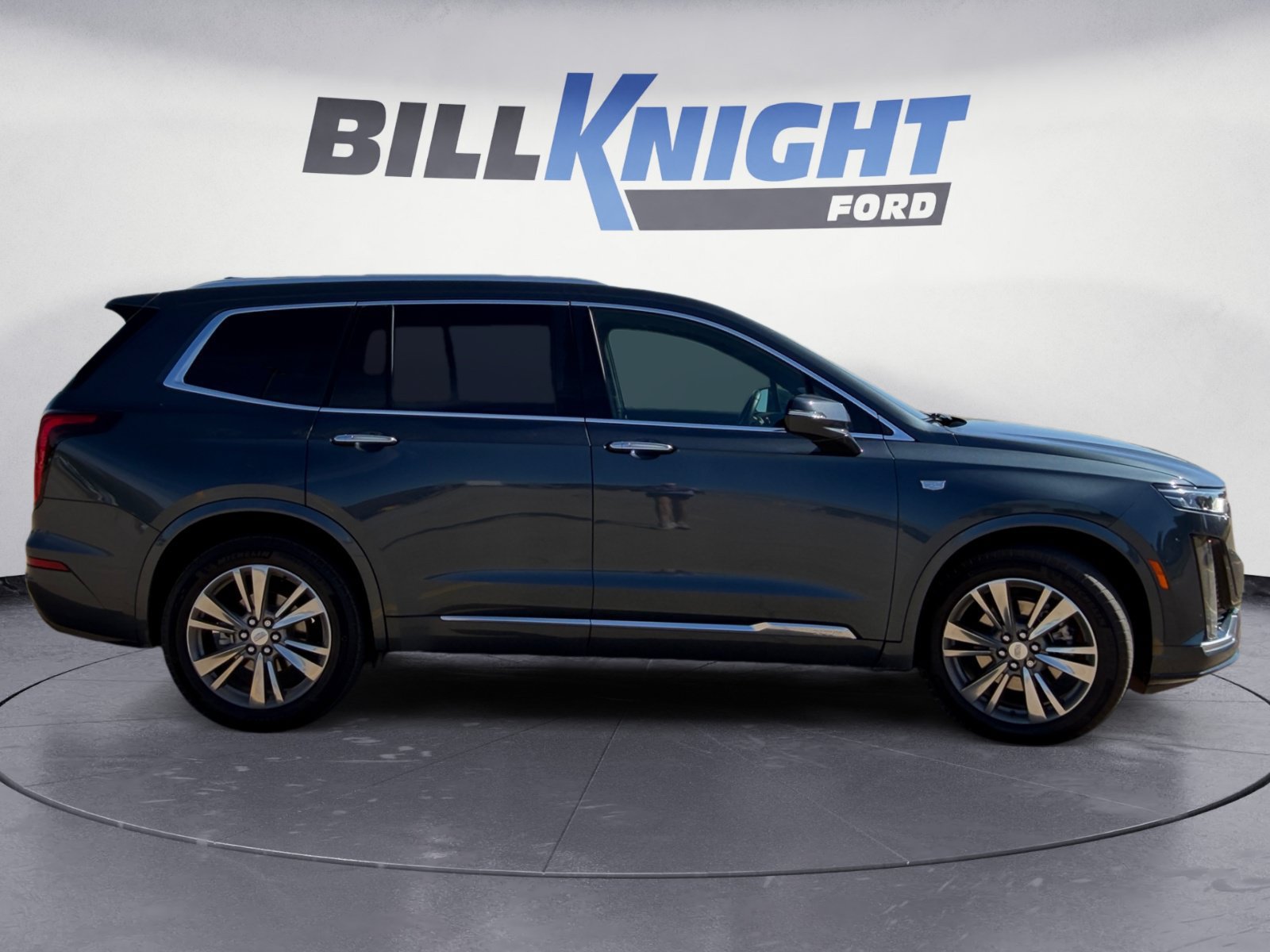 Used 2021 Cadillac XT6 Premium Luxury FWD image 6