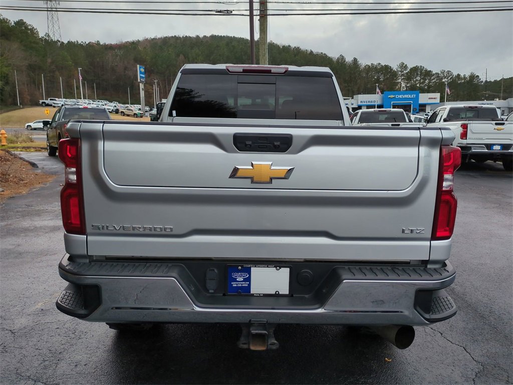 Used 2022 Chevrolet Silverado 2500 LTZ image 5