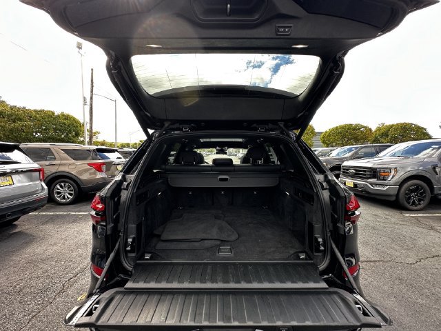 Used 2024 BMW X5 xDrive40i w/ M Sport Package AWD/4WD image 43