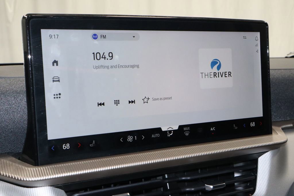 Certified 2025 Ford Explorer Active image 9