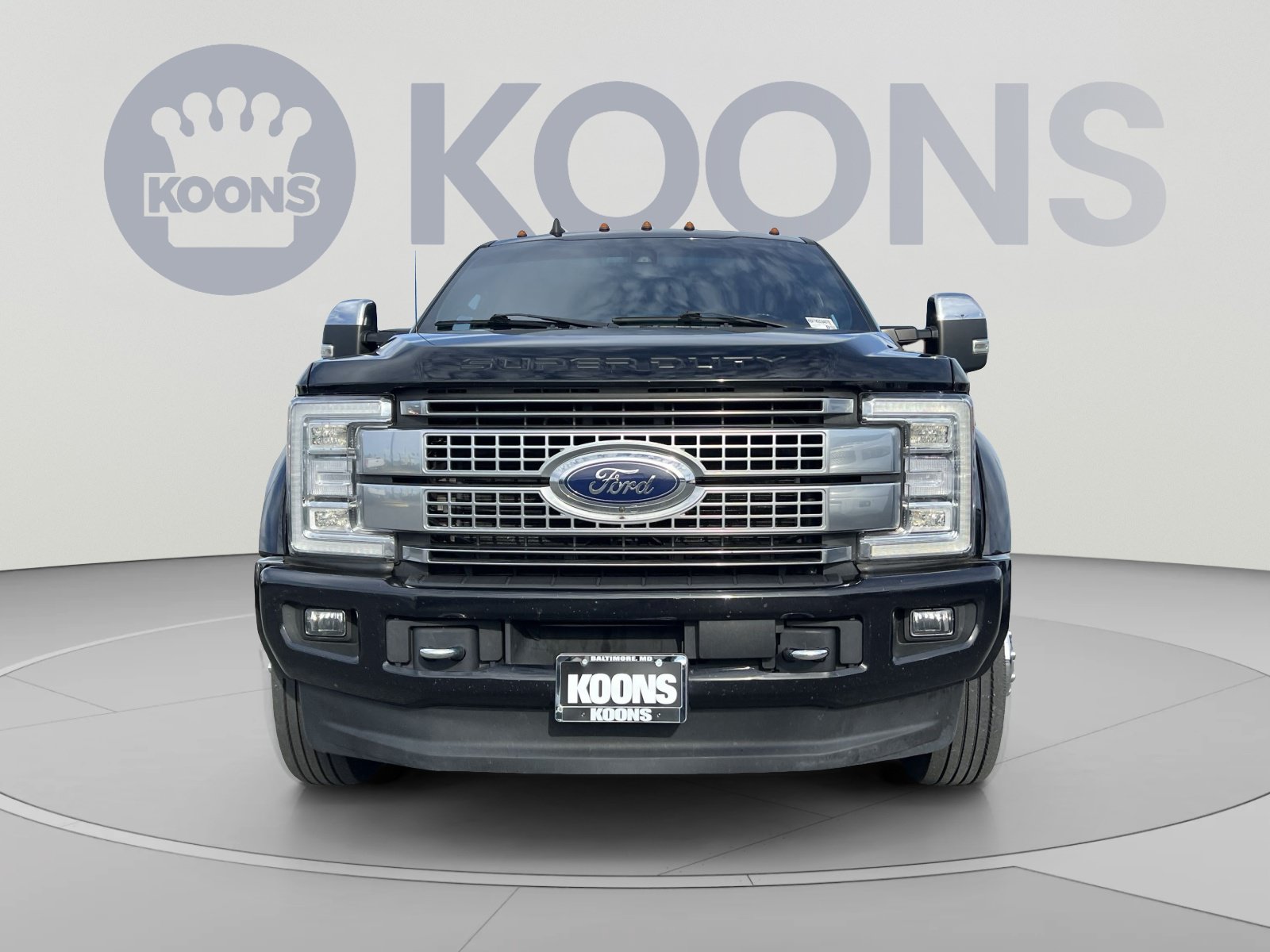 Certified 2019 Ford F450 Platinum w/ Platinum Ultimate Package AWD/4WD image 19