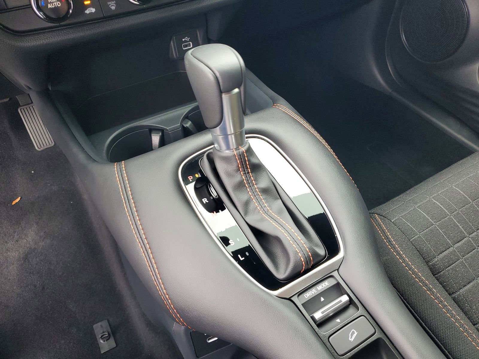 Used 2025 Honda HR-V Sport image 25