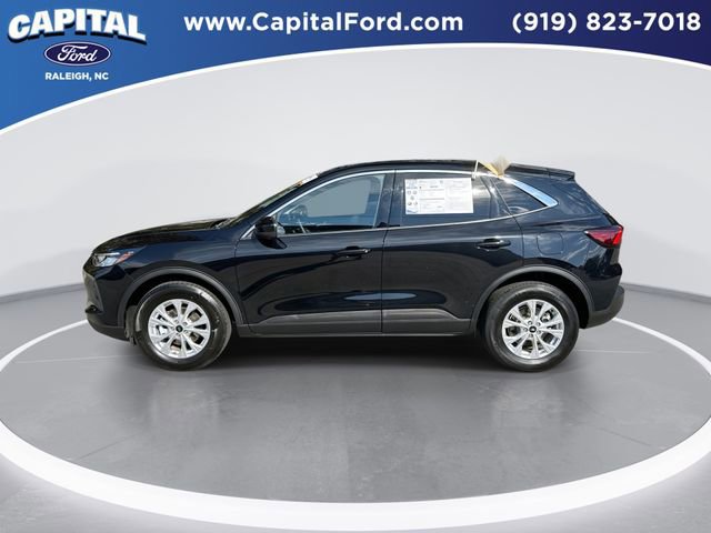 Certified 2023 Ford Escape Active w/ Tech Pack #2 image 3