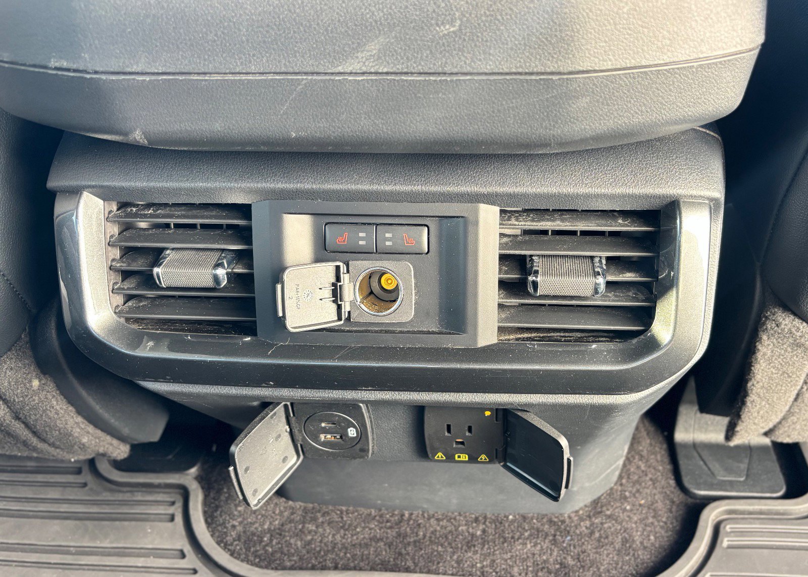 Certified 2022 Ford F150 Lariat w/ Equipment Group 502A High image 29