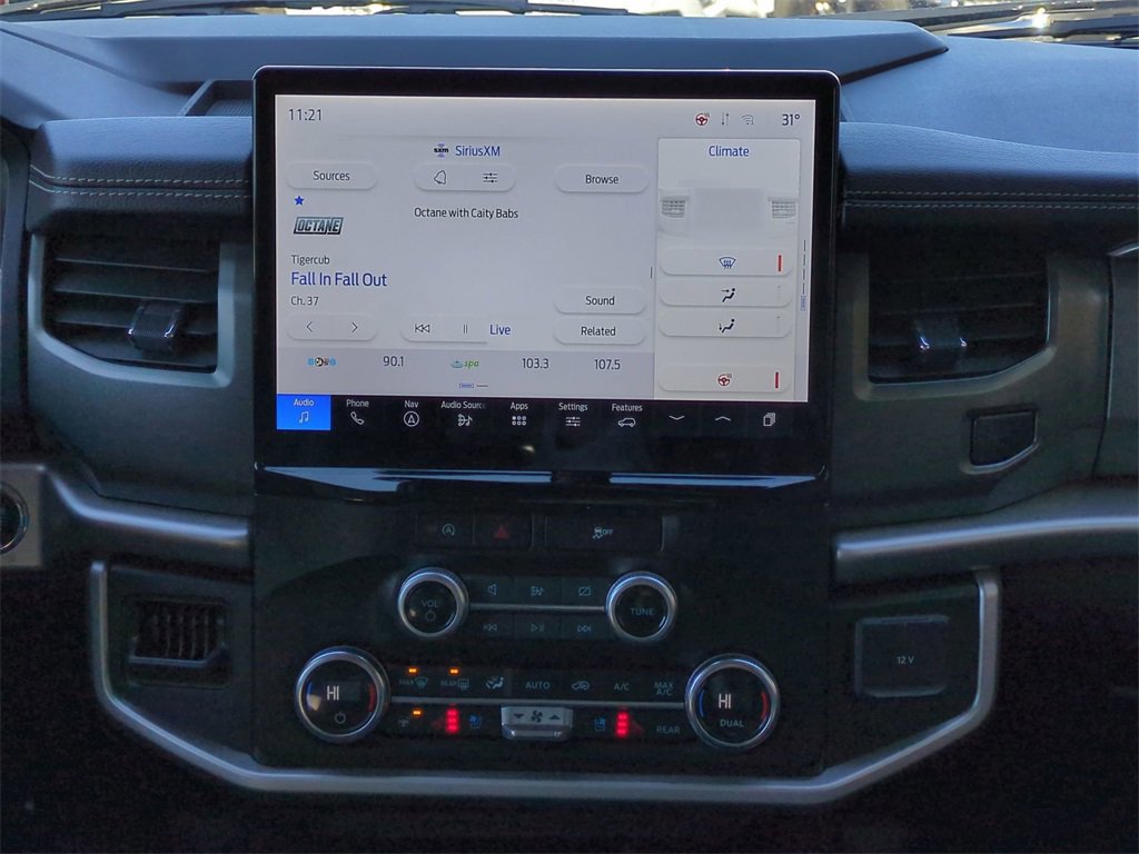 Certified 2024 Ford Expedition XLT image 18