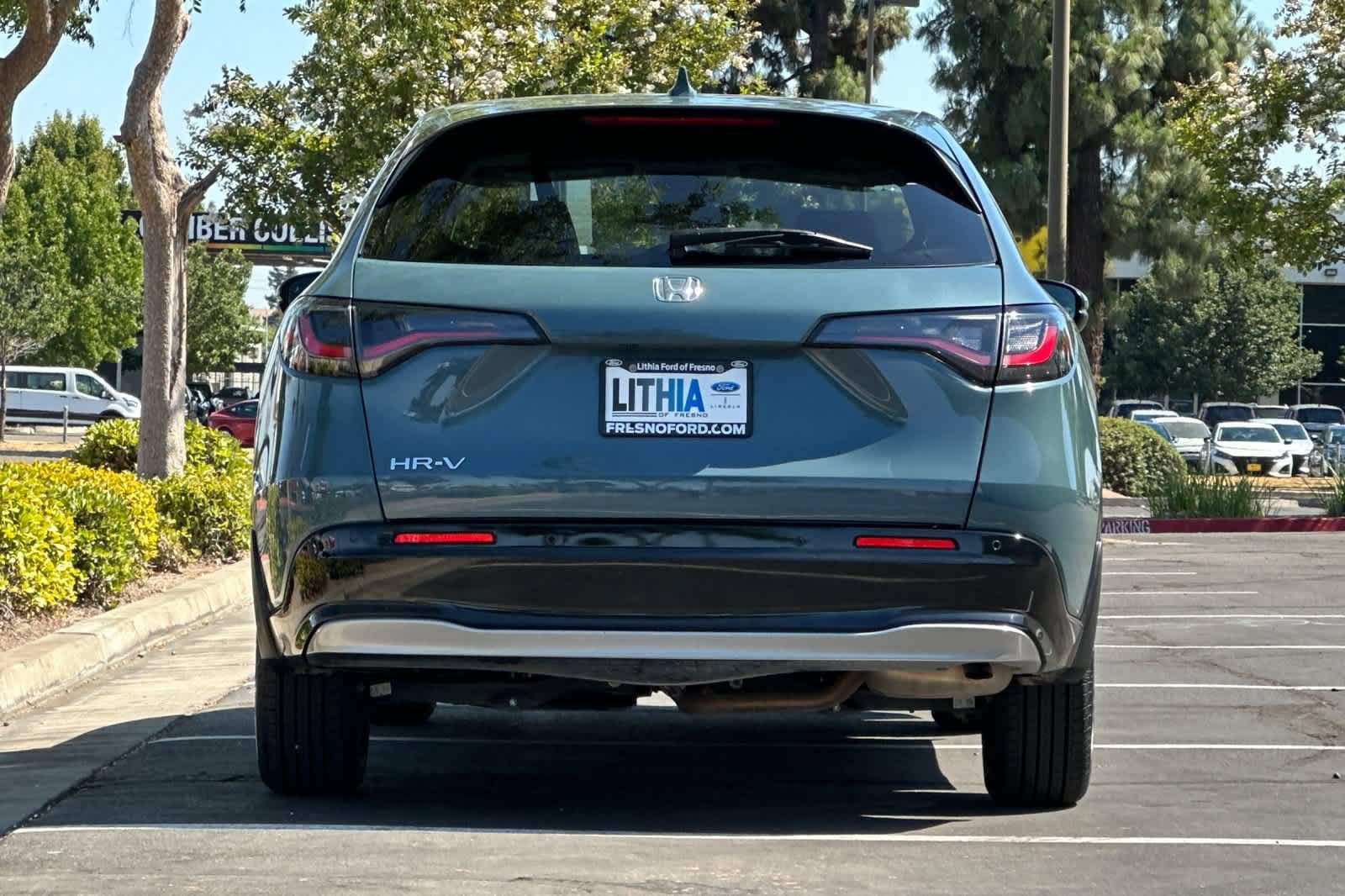 Used 2024 Honda HR-V EX-L image 8