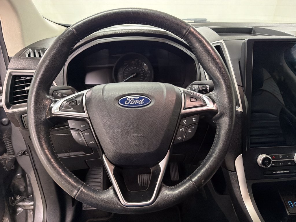 Certified 2024 Ford Edge SEL AWD/4WD image 18