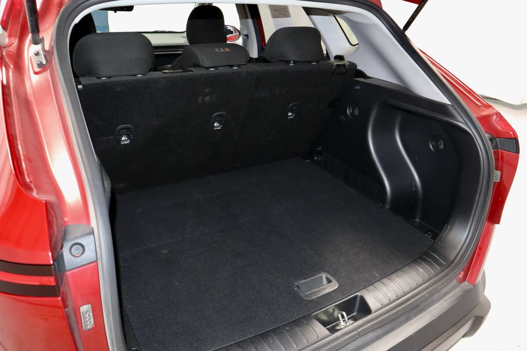 Used 2024 Hyundai Kona SEL FWD image 11