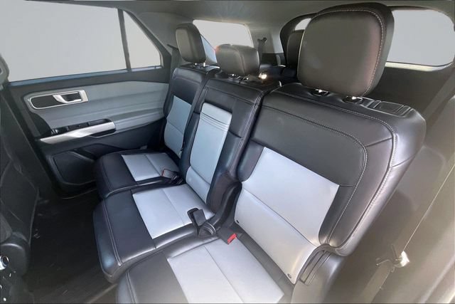 Certified 2023 Ford Explorer XLT w/ Equipment Group 202A RWD image 24