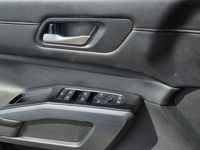 Used 2024 Nissan Pathfinder SL w/ SL Premium Package image 18