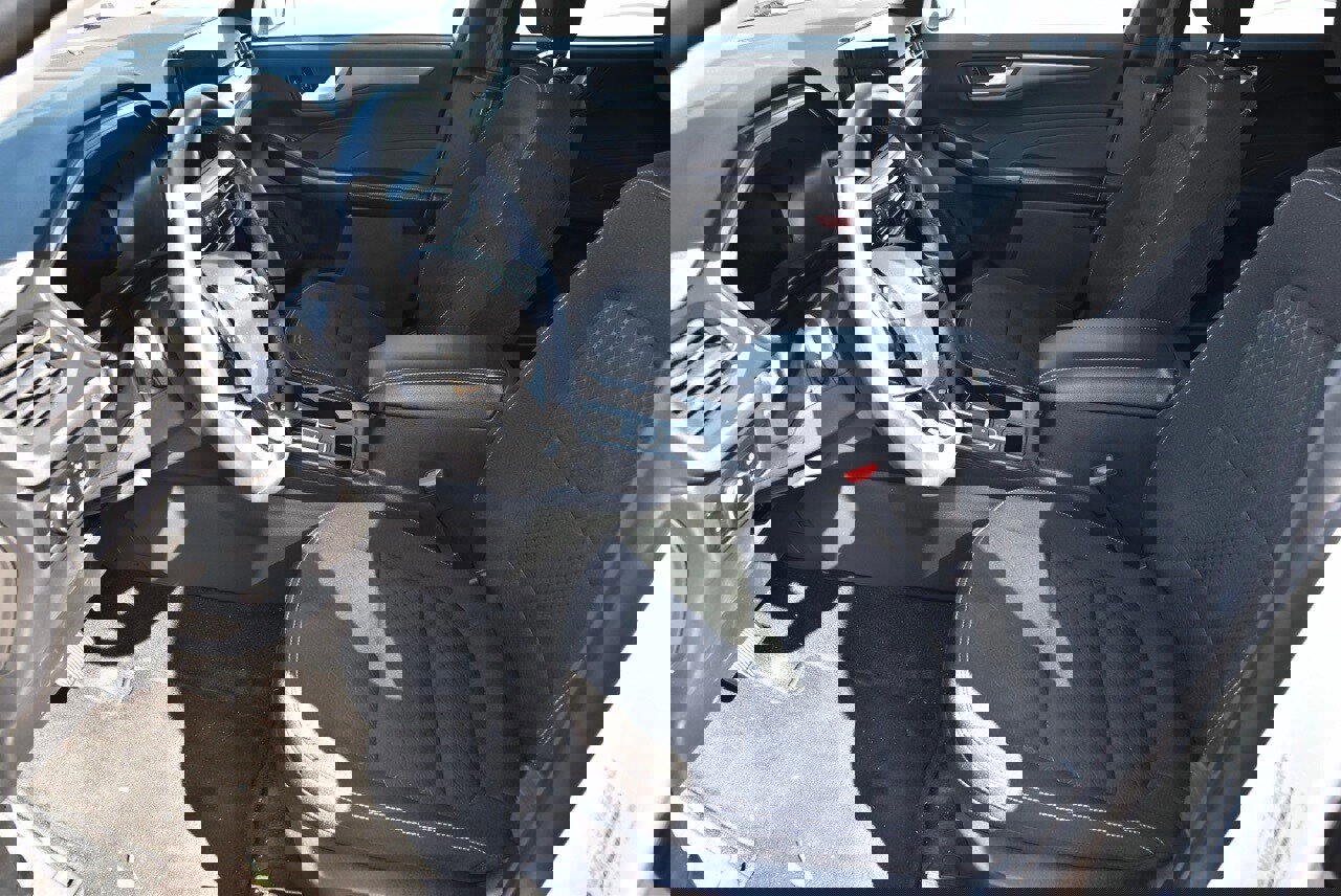 Certified 2023 Ford Escape Active w/ Tech Pack #2 image 9