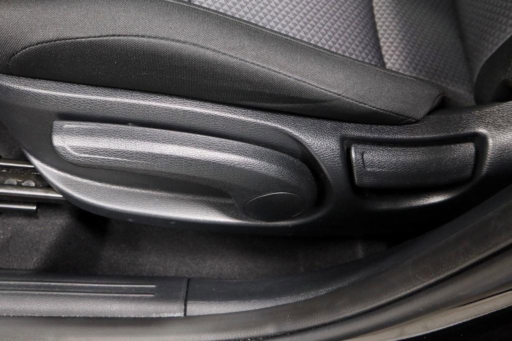 Used 2025 Kia Soul LX image 21