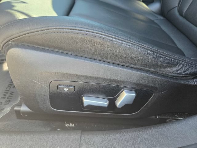 Used 2021 BMW 330i xDrive Sedan w/ Driving Assistance Package AWD/4WD image 13