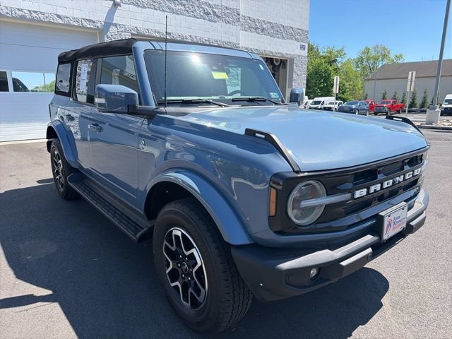 Certified 2025 Ford Bronco Outer Banks AWD/4WD image 9