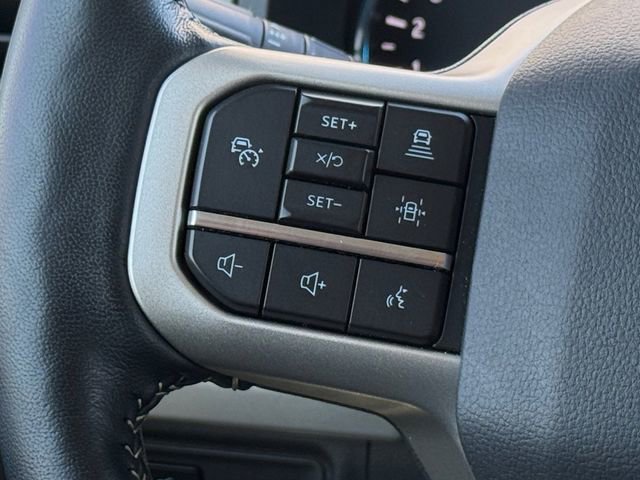 Certified 2022 Ford Expedition XLT image 11