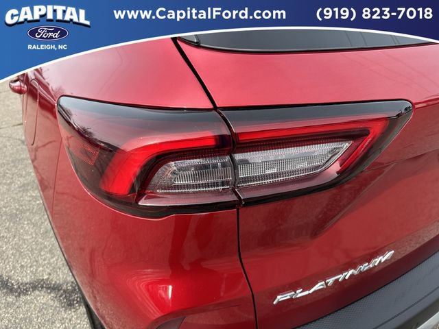 Certified 2025 Ford Escape Platinum w/ Premium Technology Package image 15