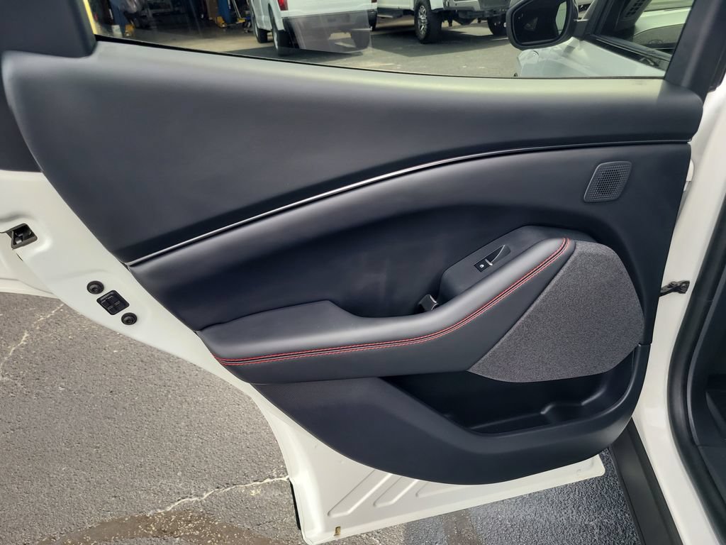 Certified 2025 Ford Mustang Mach-E Premium w/ Sport Appearance Package AWD/4WD image 9
