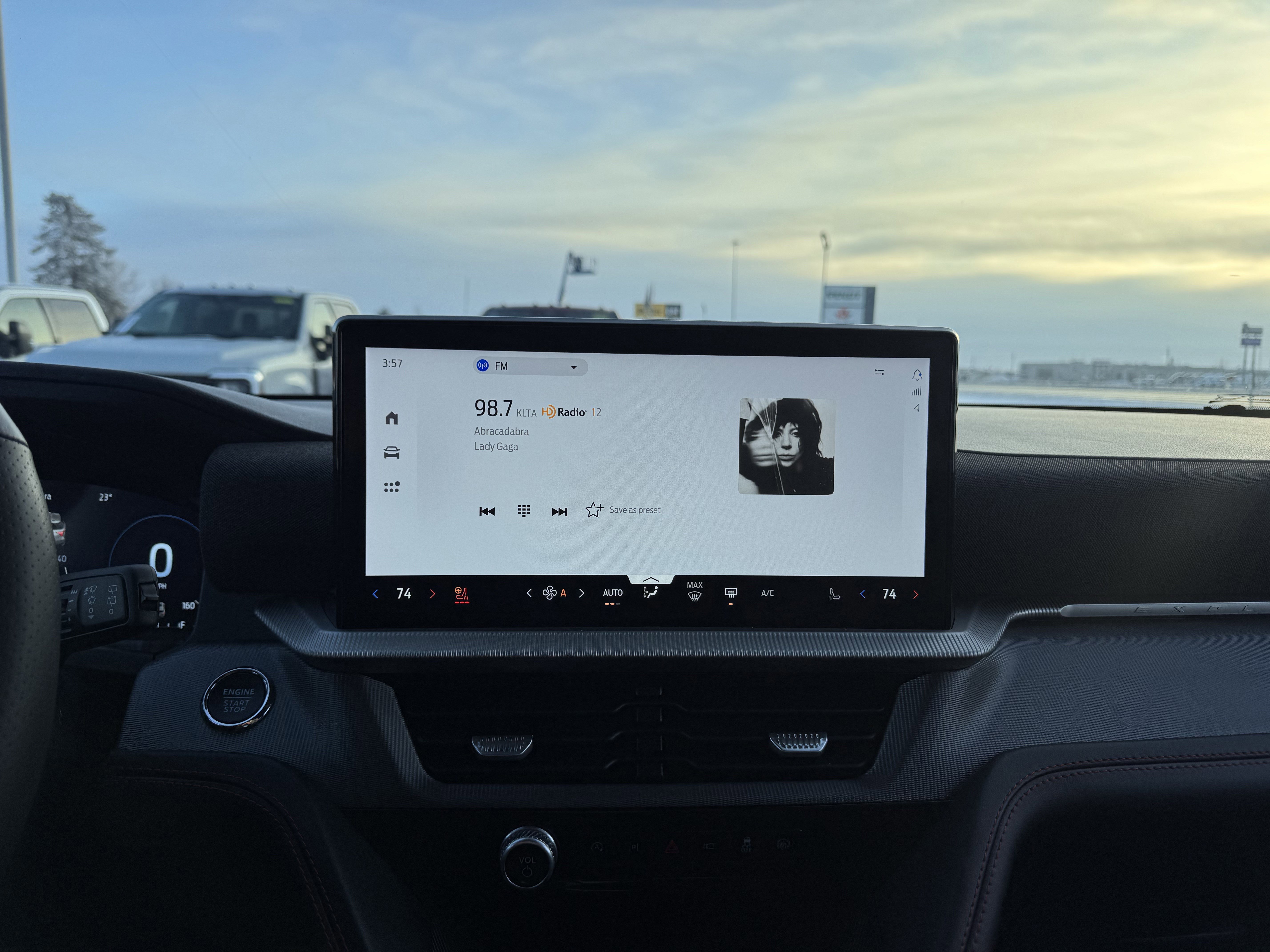 Certified 2025 Ford Explorer ST-Line image 16