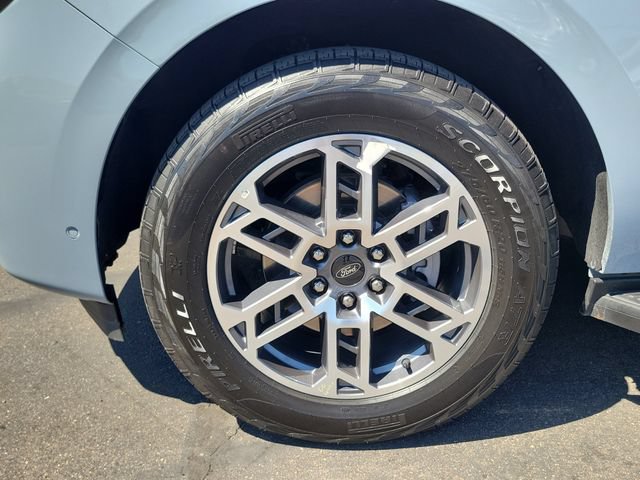 Certified 2025 Ford Expedition Active AWD/4WD image 27