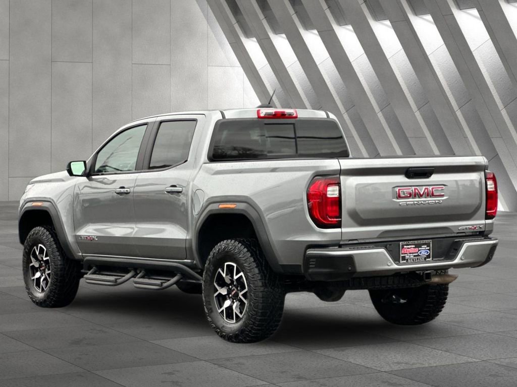Used 2024 GMC Canyon AT4X image 3