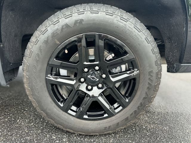 Used 2026 Chevrolet Silverado 1500 High Country w/ Midnight Edition AWD/4WD image 10