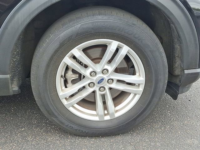 Certified 2022 Ford Explorer XLT w/ Equipment Group 202A image 8