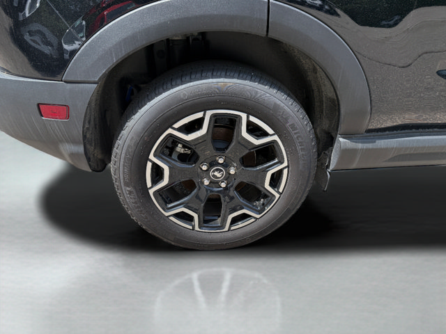 Certified 2025 Ford Bronco Sport Outer Banks w/ Outer Banks Tech Package+ AWD/4WD image 25