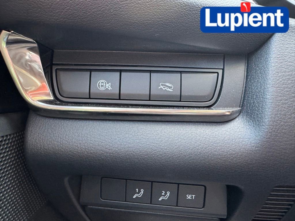 Used 2025 MAZDA CX-30 AWD 2.5 S w/ Preferred Package image 15