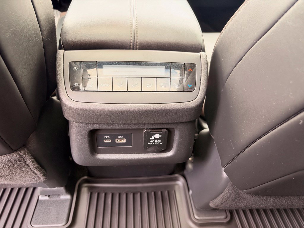 Used 2022 Nissan Pathfinder Platinum w/ Cargo Package FWD image 26