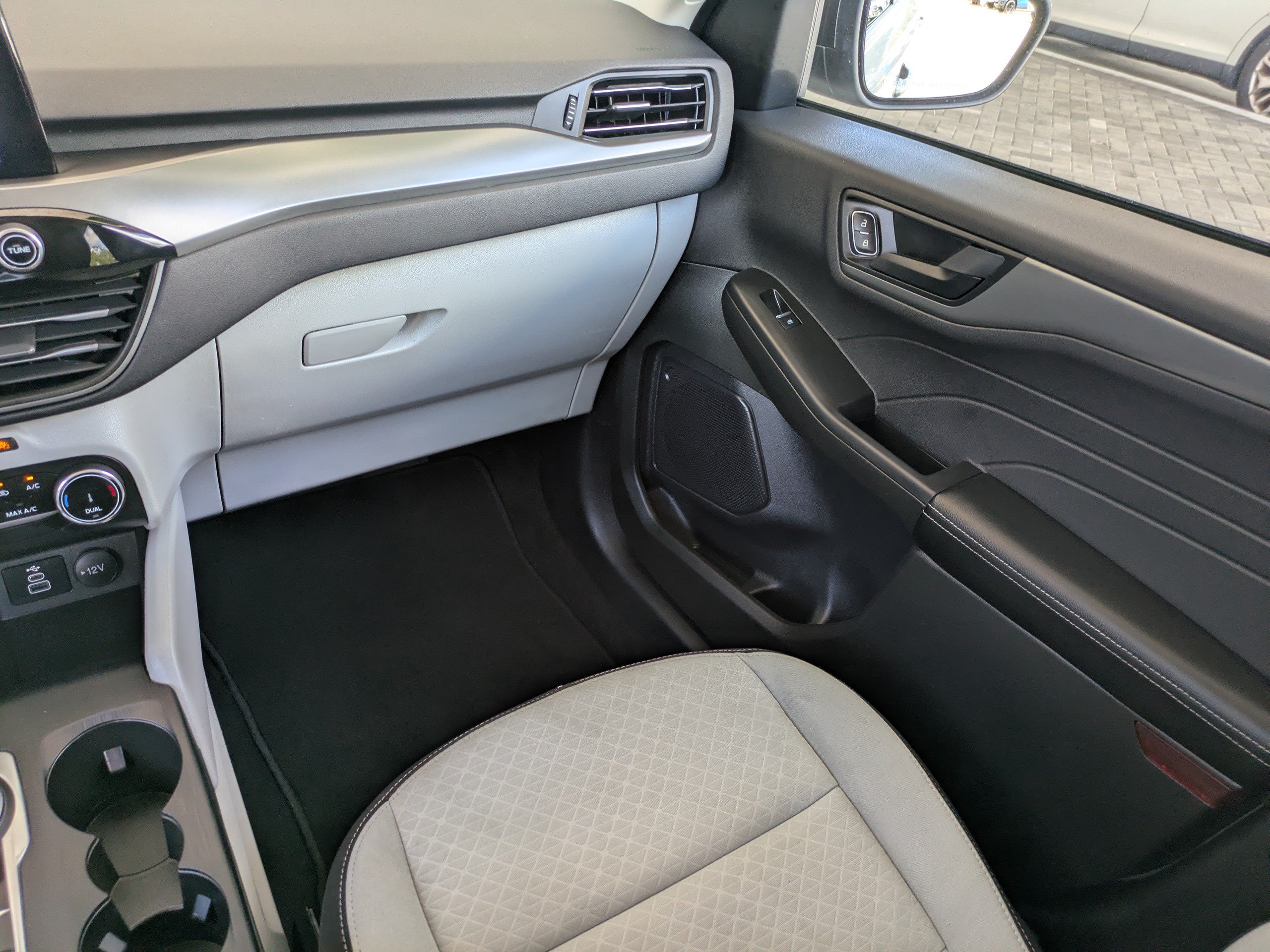 Certified 2024 Ford Escape Active FWD image 18