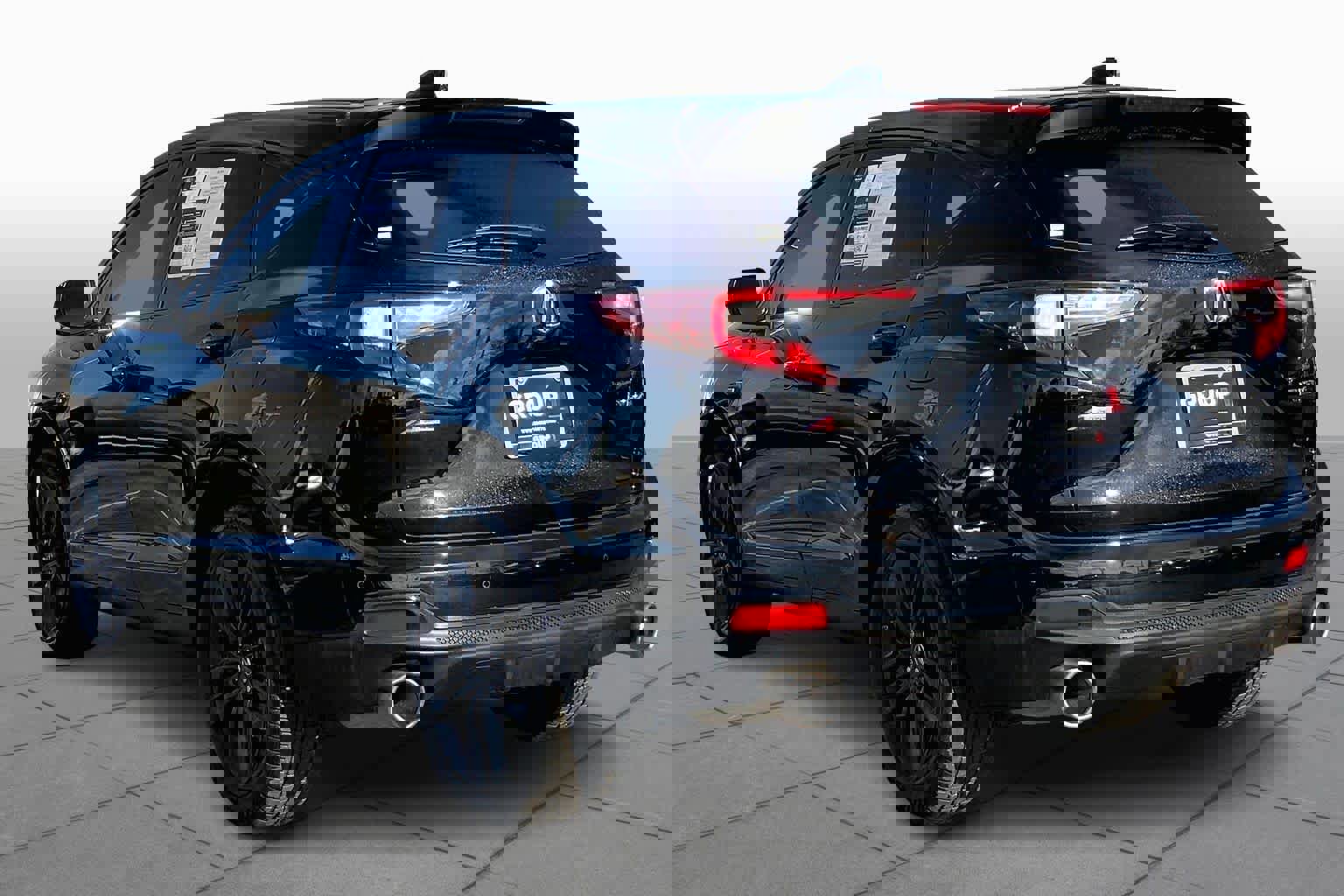 Used 2021 Acura RDX A-Spec image 2