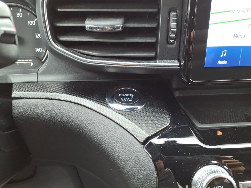 Certified 2024 Ford Explorer ST-Line w/ Class IV Trailer Tow Package image 27