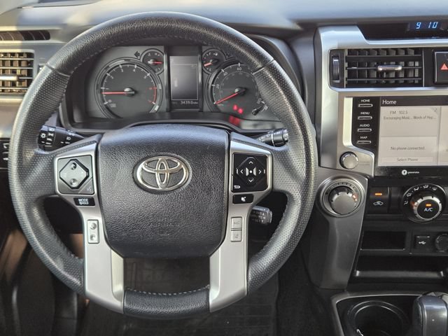 Used 2021 Toyota 4Runner SR5 AWD/4WD image 25