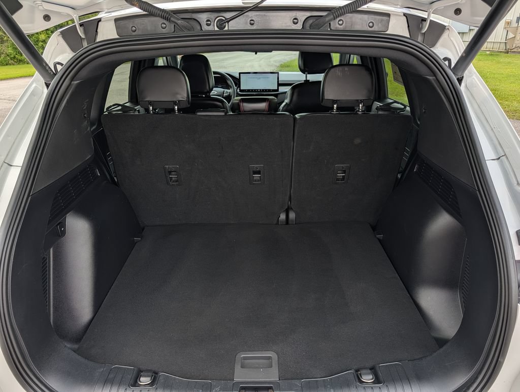 Certified 2023 Ford Escape ST-Line w/ Tech Pack #1 FWD image 28