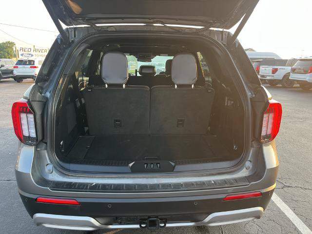 Certified 2025 Ford Explorer Platinum AWD/4WD image 9